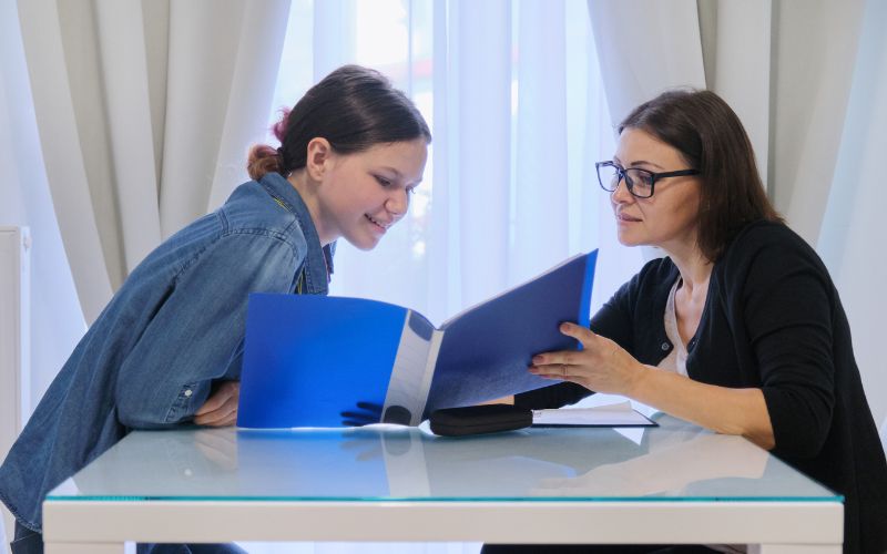 Học IELTS bao nhiêu tiền - Học cùng giáo viên nước ngoài