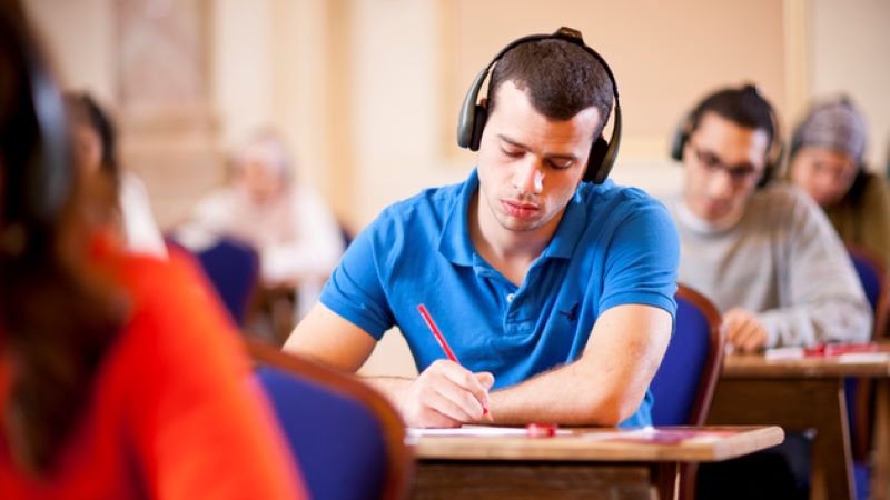 Tips ôn luyện đề thi IELTS Listening