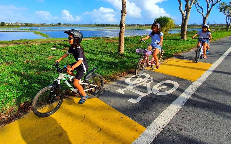 Ví dụ từ vựng IELTS chủ đề Transport trong Speaking